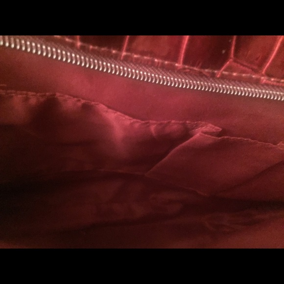 Purses - Picture 5 of 8